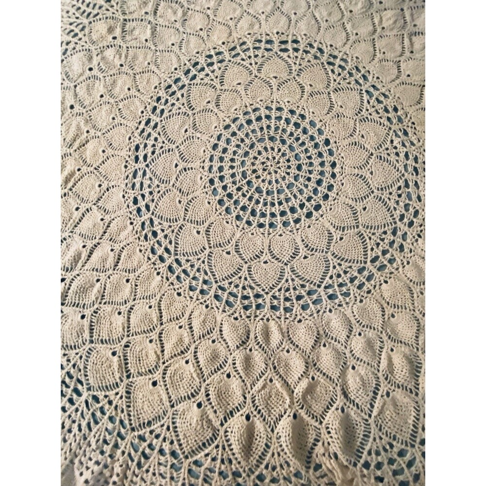 Handmade Crocheted Round Pineapple Scalloped Table Topper 60” Diameter Vtg Ecru - Picture 2 of 6